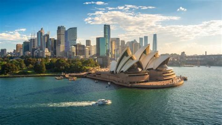 Discovering The Allure Of A Sydney Girlfriend: A Journey Through Love In The Harbour City