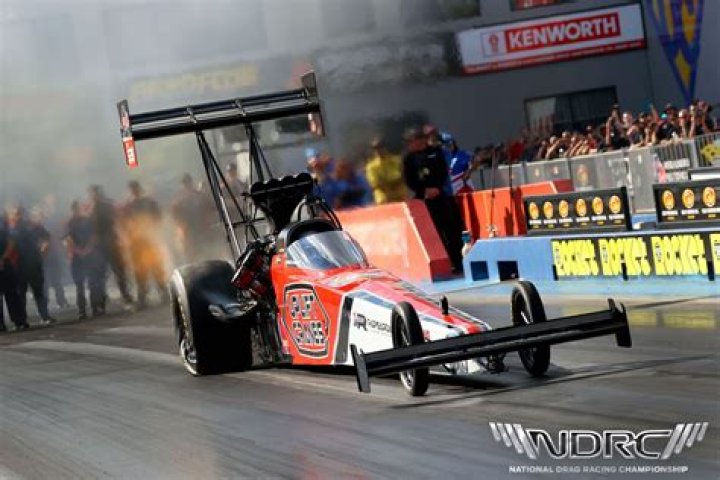 Sensational News: Robert Hight Dominates The Drag Racing Scene
