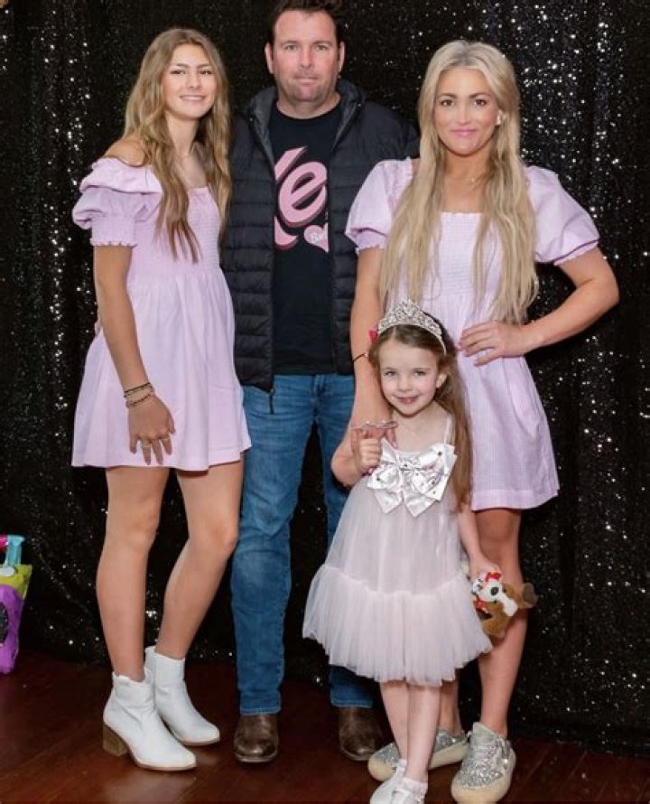 Unraveling The Mystery: Does Jamie Lynn Spears Play In Young Sheldon?